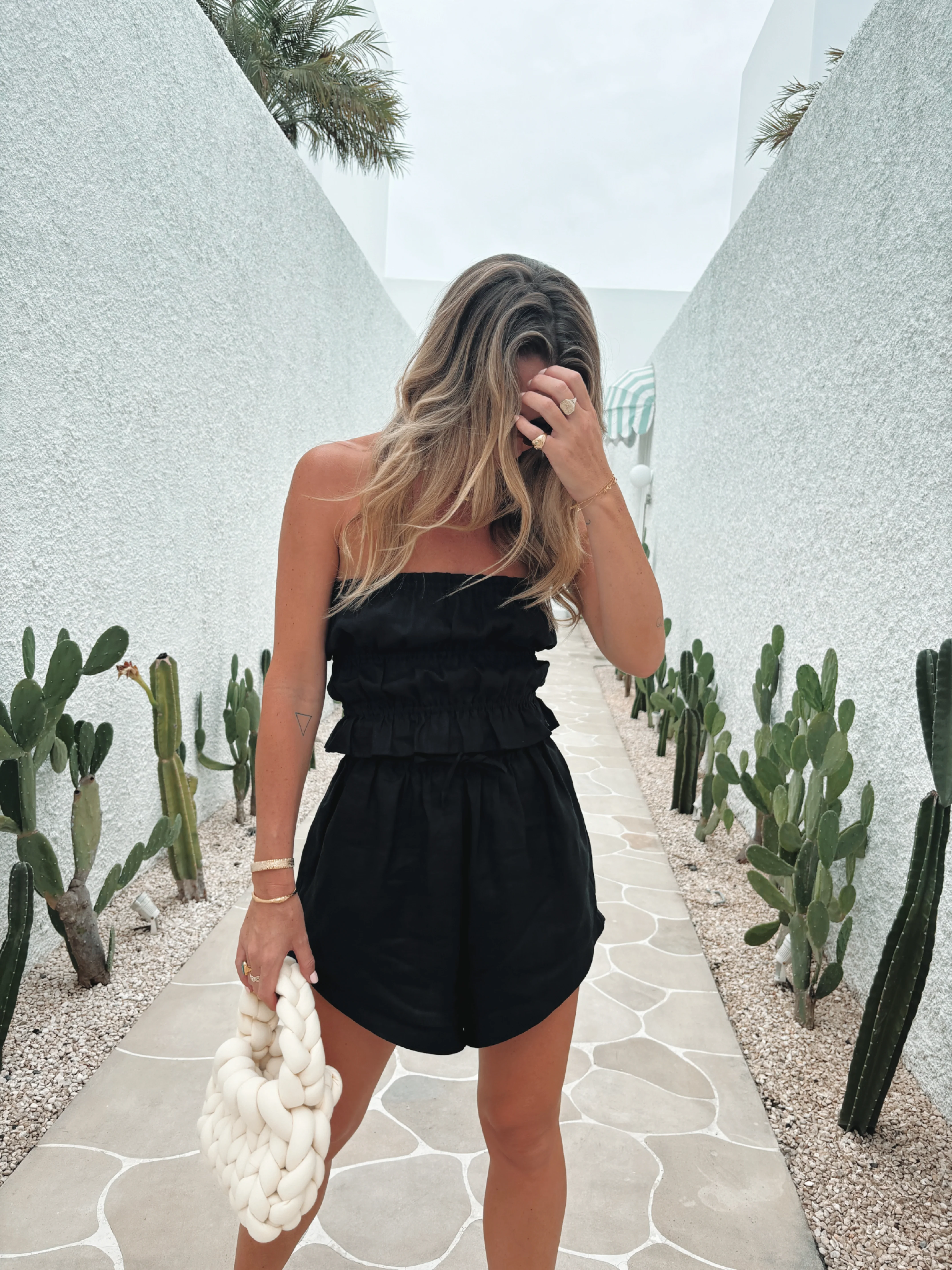 The Sal Short / Black (100% Linen) - Image 7